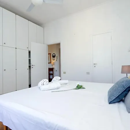 Apartment Pompeo Magno