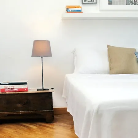Apartment Pompeo Magno Rome