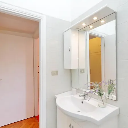 Apartment Pompeo Magno